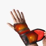 Heated wrist wrap